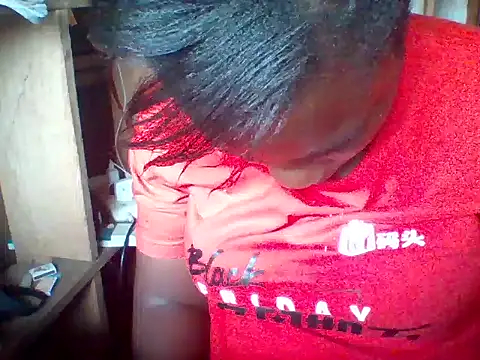 Snapshot of missarpie chatting on 07.19.26 missarpie online show from 07.19.26