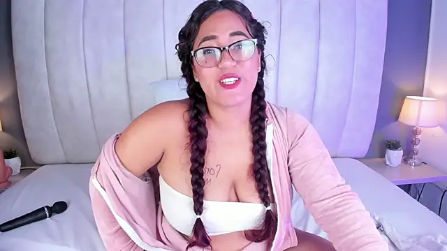 MelissaKarterrs online show from 01.23.25