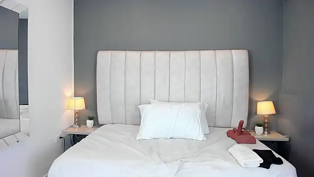 MelissaKarterrs online show from 03.18.25