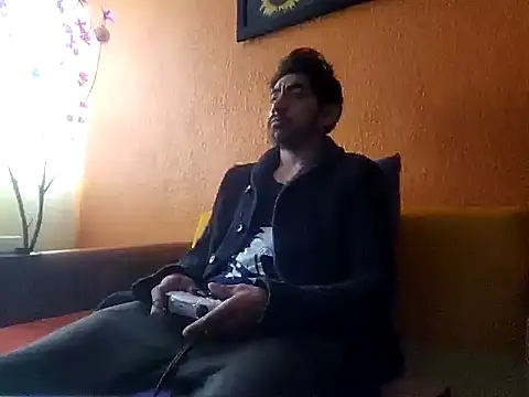 Angel Coronel online show from 01.11.25