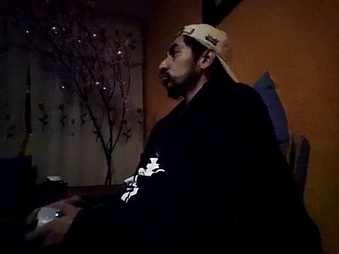 Angel Coronel online show from 01.12.25