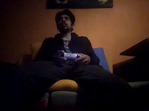 Angel Coronel online show from 02.04.25