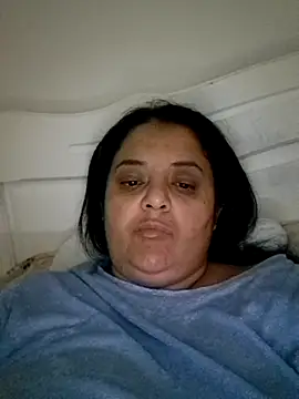 sarahhh1987 online show from 11.17.25