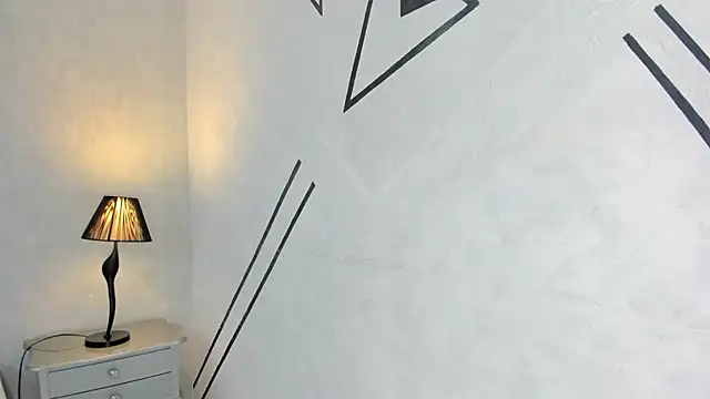 AnntoniaWood online show from 12.26.24