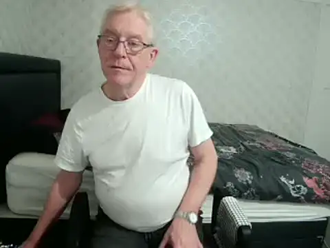 Snapshot of shaun63m chatting on 02.09.25 shaun63m online show from 02.09.25