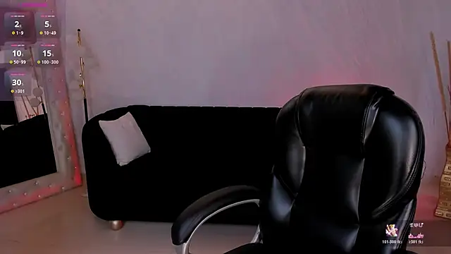 HannaConnor  online show from 05.13.26