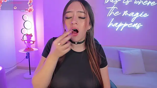 BellaRose X online show from 03.23.25