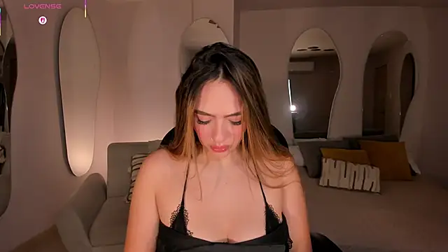 BellaRose X online show from 02.15.26