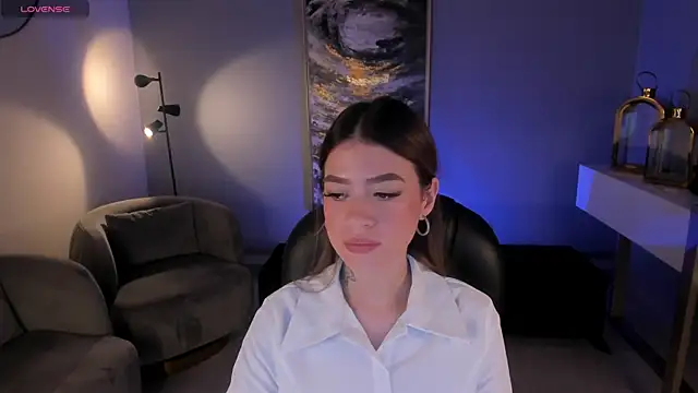 ViolettHansson online show from 01.29.25