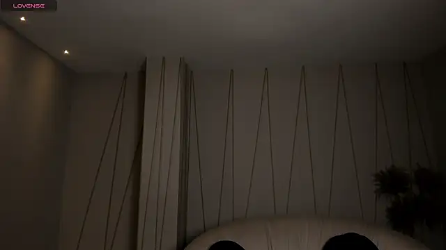 Snapshot of AliceHarper_ chatting on 10.25.25 AliceHarper online show from 10.25.25