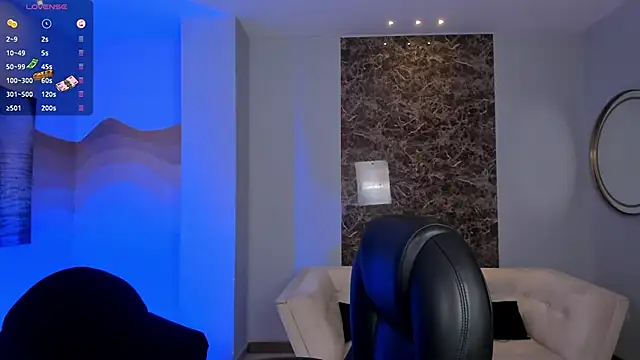 Snapshot of AliceHarper_ chatting on 11.07.25 AliceHarper online show from 11.07.25