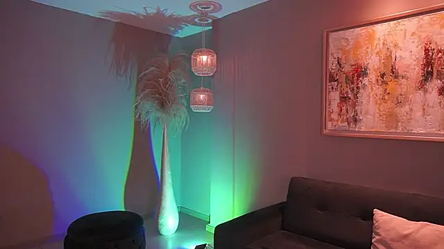 Snapshot of AliceHarper_ chatting on 12.02.25 AliceHarper online show from 12.02.25