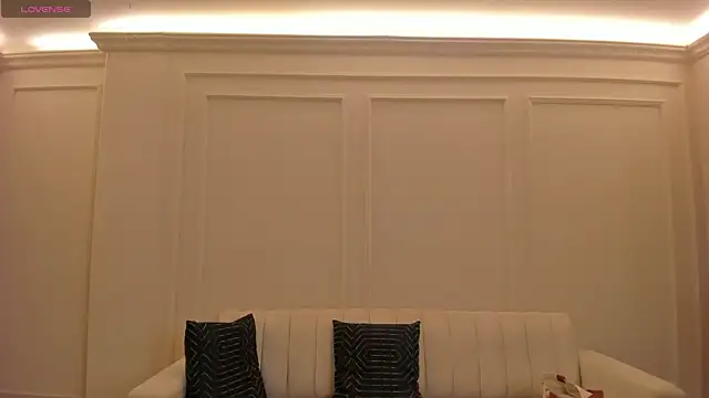 Snapshot of AliceHarper_ chatting on 01.09.26 AliceHarper online show from 01.09.26