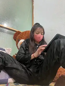 Snapshot of Dawn_hope chatting on 02.19.25 Dawn hope online show from 02.19.25