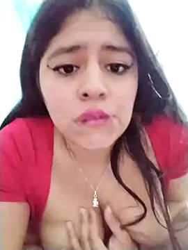 Snapshot of lunanataly chatting on 01.31.25 lunanataly online show from 01.31.25