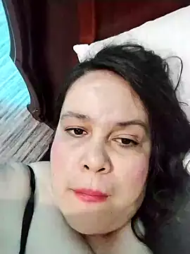 Snapshot of lunanataly chatting on 02.17.25 lunanataly online show from 02.17.25