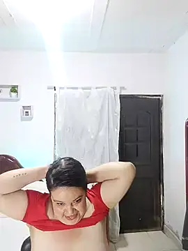 Snapshot of lunanataly chatting on 03.16.25 lunanataly online show from 03.16.25