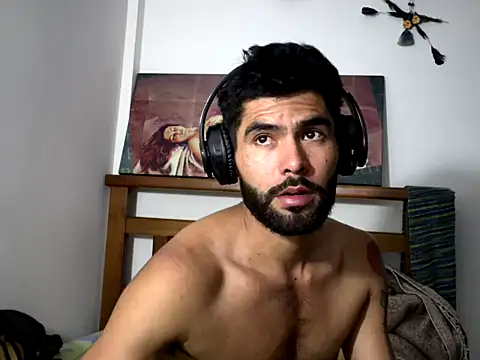 hideonbush051 online show from 12.04.25