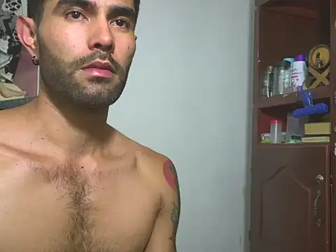 hideonbush051 online show from 01.09.26