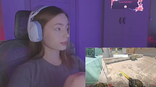  MayShy  online show from 11.04.25