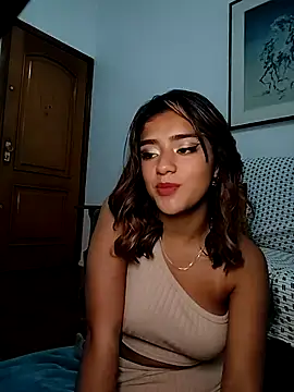 Snapshot of Rebecca_055 chatting on 10.15.25 Rebecca 055 online show from 10.15.25