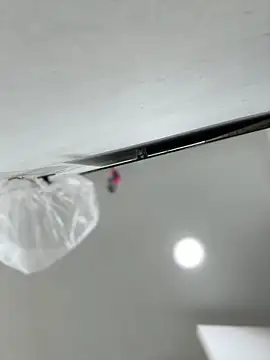 Salome golvert online show from 04.19.26