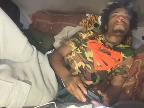 SlimeCrownzOut5 online show from 02.01.26