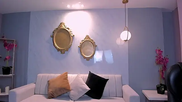 AnaisNin online show from 03.06.25