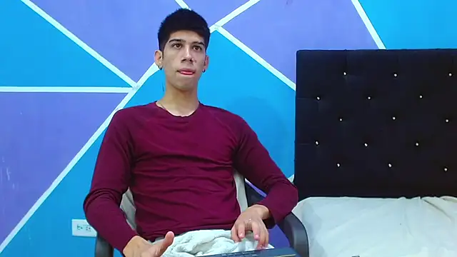 Snapshot of jhony-sex chatting on 01.15.25 jhony-sex online show from 01.15.25