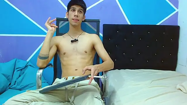 Snapshot of jhony-sex chatting on 01.31.25 jhony-sex online show from 01.31.25