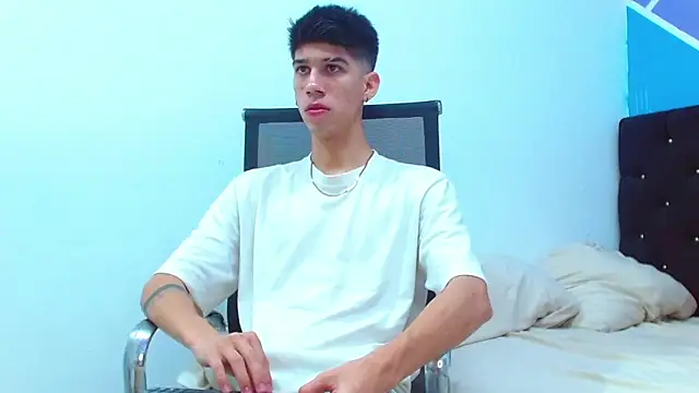 Snapshot of jhony-sex chatting on 03.12.25 jhony-sex online show from 03.12.25