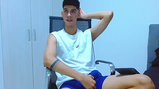 Snapshot of jhony-sex chatting on 09.19.25 jhony-sex online show from 09.19.25