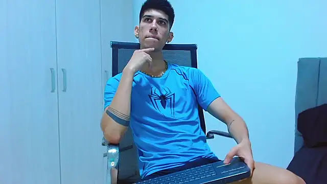 Snapshot of jhony-sex chatting on 09.24.25 jhony-sex online show from 09.24.25