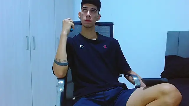 Snapshot of jhony-sex chatting on 09.25.25 jhony-sex online show from 09.25.25