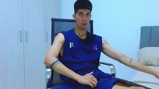 Snapshot of jhony-sex chatting on 10.07.25 jhony-sex online show from 10.07.25