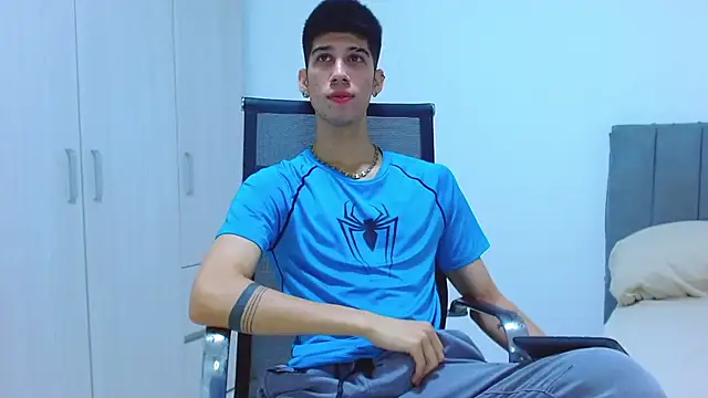 Snapshot of jhony-sex chatting on 10.11.25 jhony-sex online show from 10.11.25