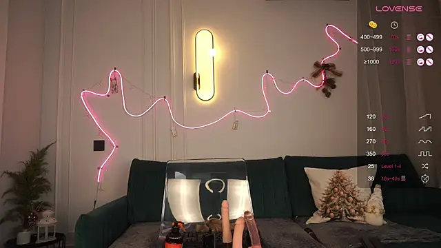 Snapshot of anna54784 chatting on 01.27.25 anna54784 online show from 01.27.25