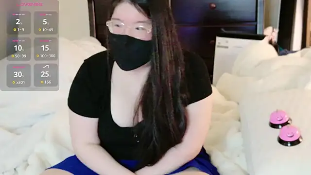 Kara-Nuna online show from 02.05.25