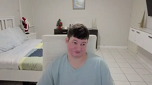 Lorenzo hernandez online show from 11.26.25