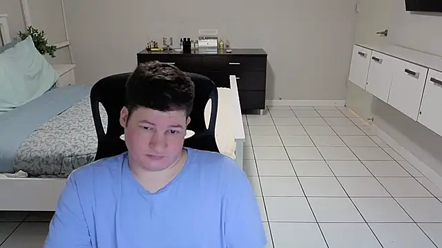 Lorenzo hernandez online show from 04.21.26