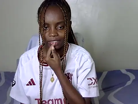 ebony liza online show from 12.19.24