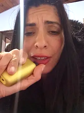 Snapshot of Chicavixy chatting on 09.27.25 Chicavixy online show from 09.27.25