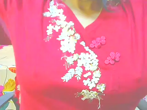 Snapshot of ishmita99 chatting on 12.08.24 ishmita99 online show from 12.08.24