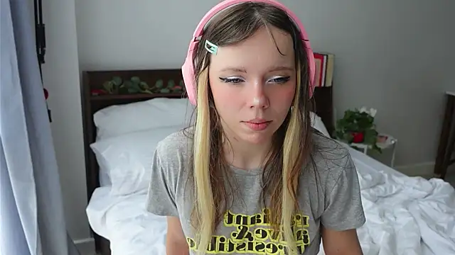 Ayra Lust online show from 03.02.25