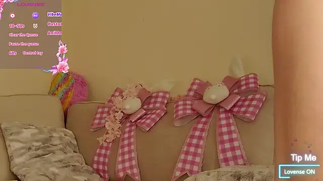 Milky flexy cat online show from 06.01.26