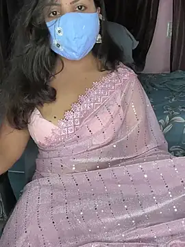 Snapshot of Tanvi-patil chatting on 12.11.24 Tanvi-patil online show from 12.11.24