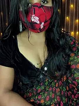 Snapshot of Tanvi-patil chatting on 02.18.25 Tanvi-patil online show from 02.18.25