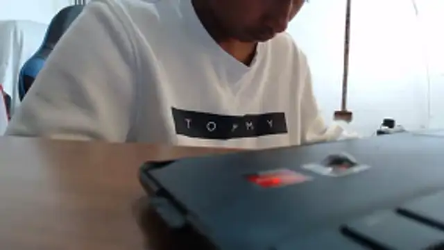 Snapshot of yohatinelly07 chatting on 11.06.25 yohatinelly07 online show from 11.06.25