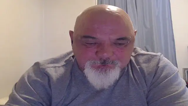 Snapshot of Newfiesausage1972 chatting on 10.08.25 Newfiesausage1972 online show from 10.08.25