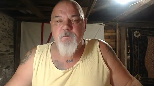 Snapshot of Newfiesausage1972 chatting on 06.23.26 Newfiesausage1972 online show from 06.23.26